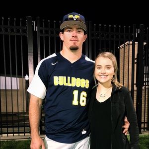 Meet your Posher, Chloe